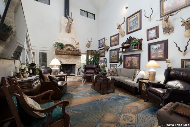 Listing photo id 9 for 504 Tivy  