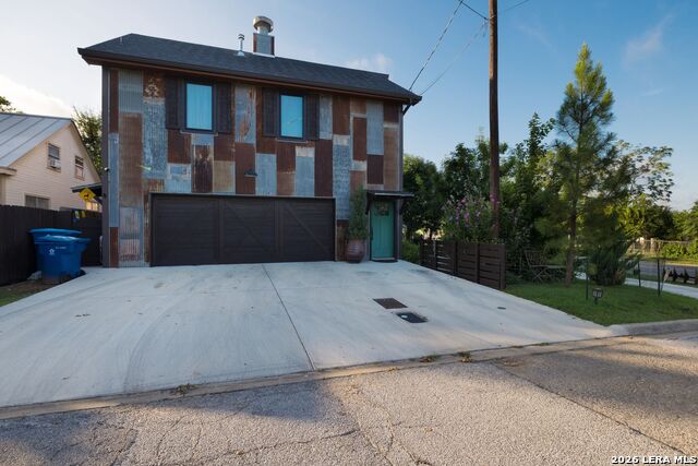 Listing photo id 19 for 504 Tivy  
