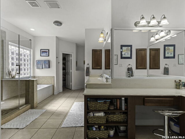 Image 21 of 39 For 16107 La Madera Rio