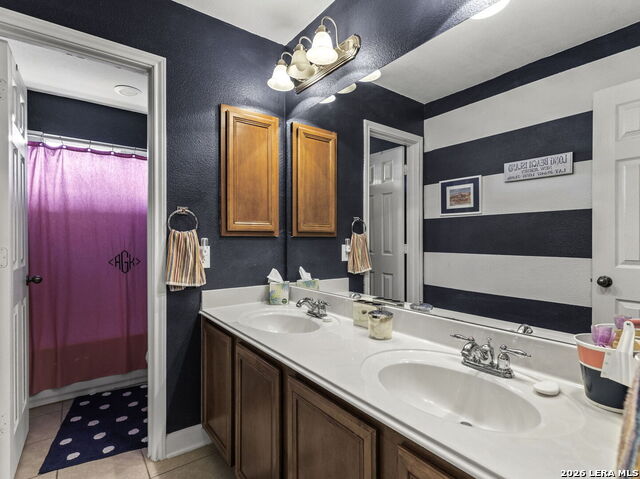 Image 31 of 39 For 16107 La Madera Rio