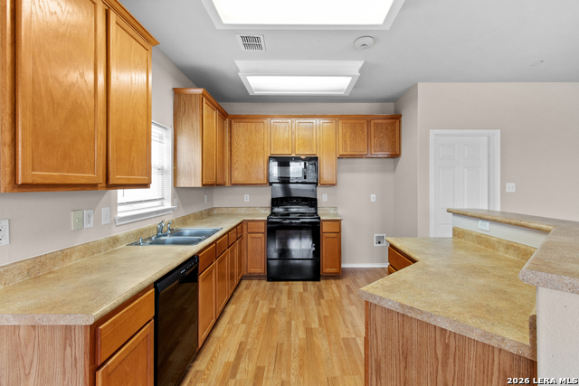 Image 3 of 16 For 2511 Fayette