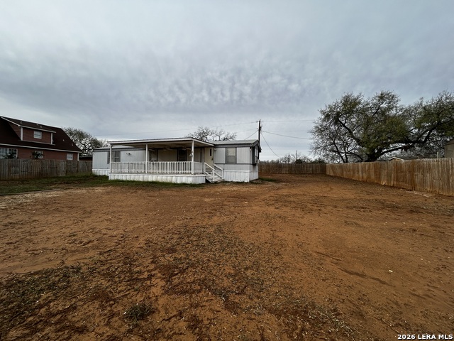 Details for 1207 Orange St, Jourdanton, TX 78026