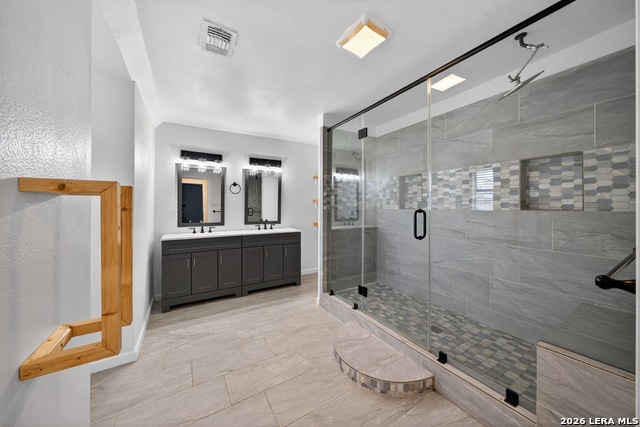 Image 16 of 31 For 602 Indigo St