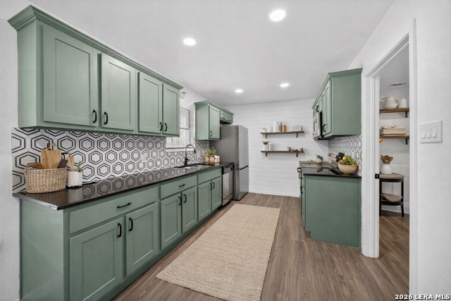 Image 7 of 31 For 602 Indigo St