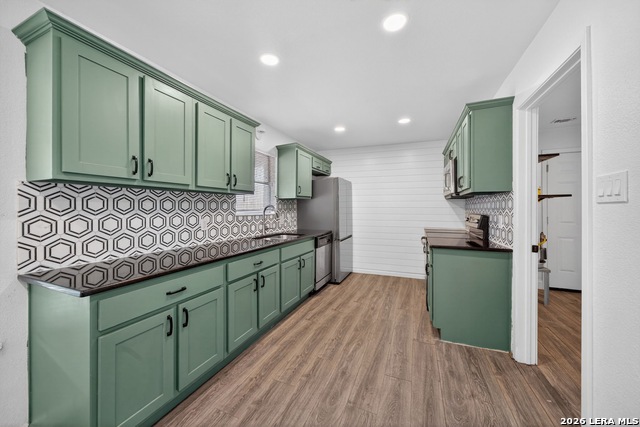 Image 8 of 31 For 602 Indigo St