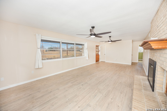 Image 4 of 27 For 390 County Road 5719 W