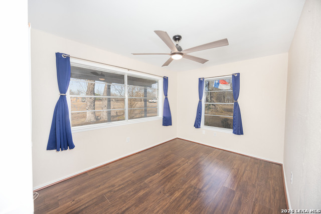 Image 6 of 27 For 390 County Road 5719 W