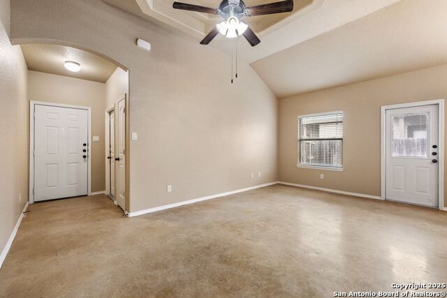 Image 4 of 16 For 264 Rosalie  