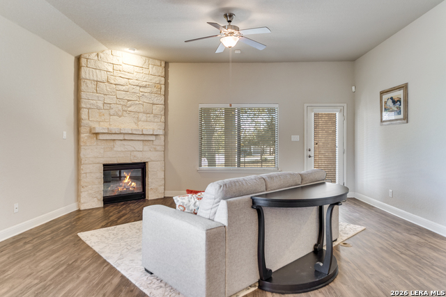 Image 6 of 25 For 28442 Joanie Kay