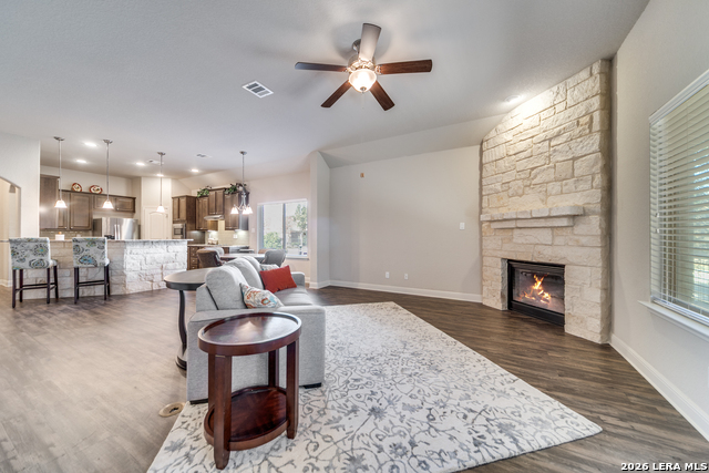 Image 9 of 25 For 28442 Joanie Kay