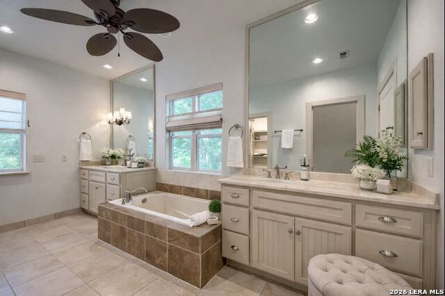 Image 12 of 35 For 410 Kokomo  