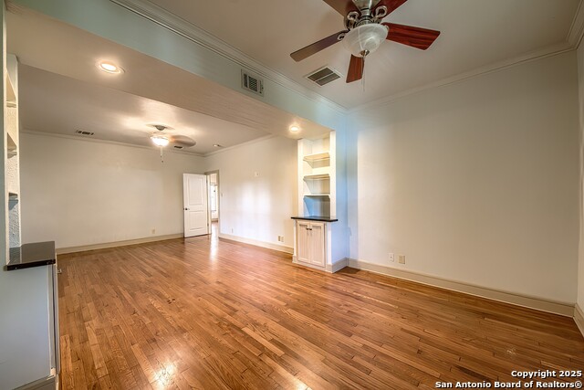 Image 4 of 35 For 410 Kokomo  