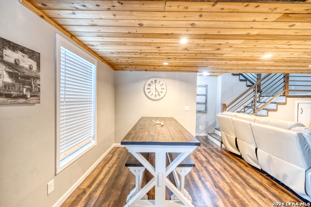 Image 14 of 39 For 1674 Flat Rock