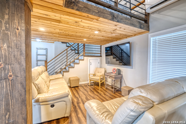 Image 15 of 39 For 1674 Flat Rock