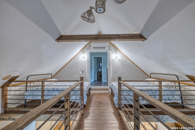 Image 28 of 39 For 1674 Flat Rock