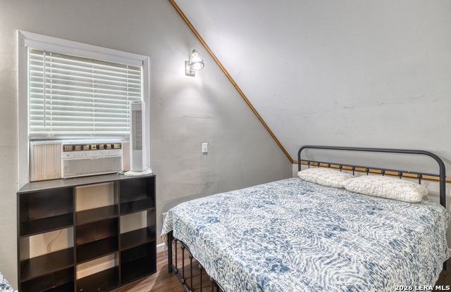 Image 30 of 39 For 1674 Flat Rock