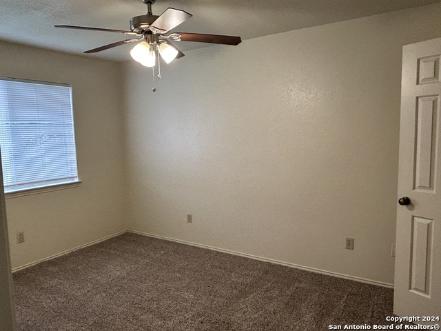 Image 5 of 7 For 14526 Waddesdon Bluff