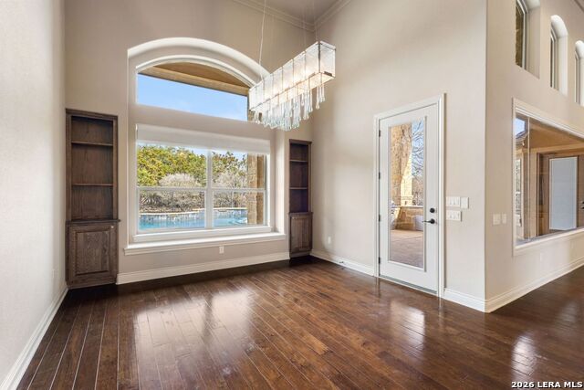 Image 16 of 71 For 432 Redland Dr