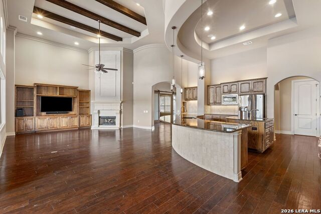 Image 20 of 71 For 432 Redland Dr