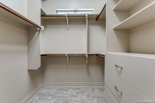 Image 30 of 71 For 432 Redland Dr