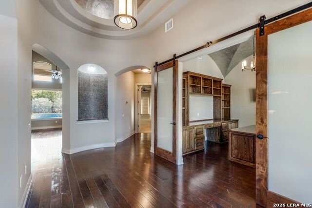 Image 7 of 71 For 432 Redland Dr