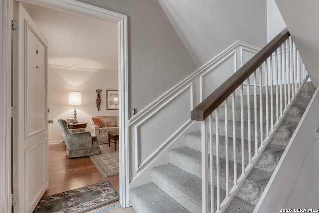 Image 2 of 19 For 7815 Broadway  401