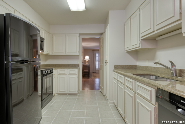 Image 8 of 19 For 7815 Broadway  401