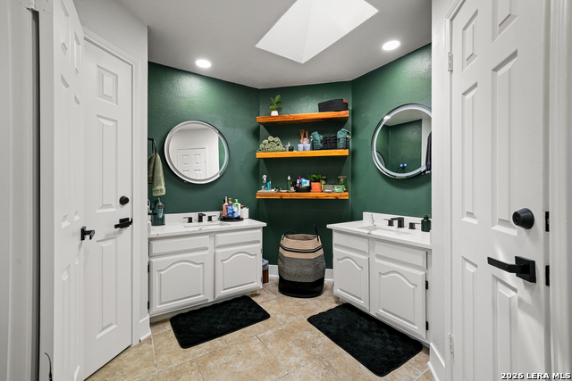 Image 13 of 35 For 14802 Dancers Image