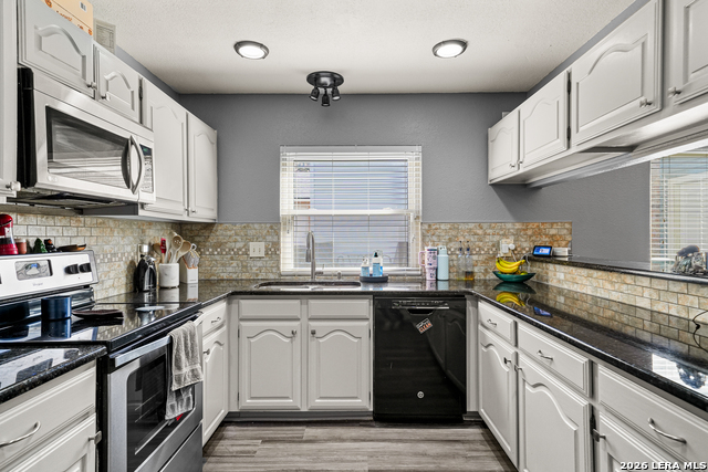 Image 16 of 35 For 14802 Dancers Image