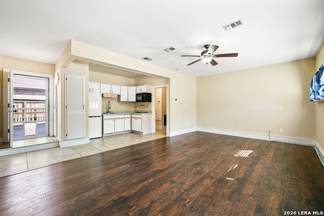 Image 26 of 35 For 14802 Dancers Image