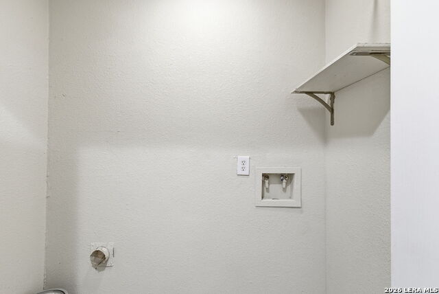 Image 19 of 38 For 100 Lorenz Rd  802