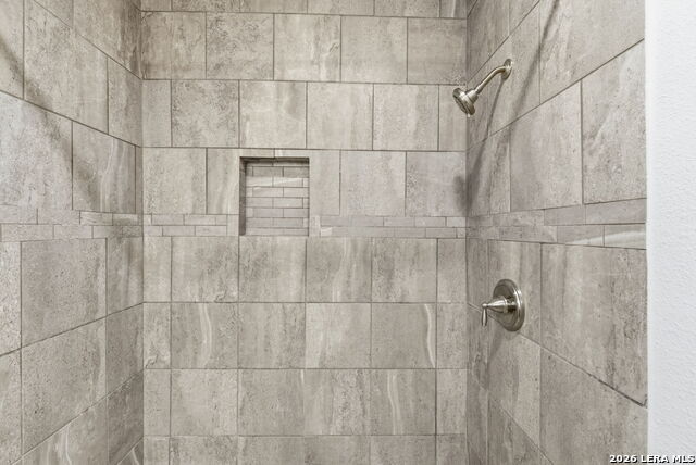 Image 27 of 38 For 100 Lorenz Rd  802