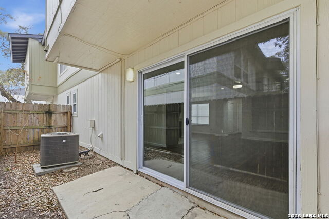 Image 32 of 38 For 100 Lorenz Rd  802