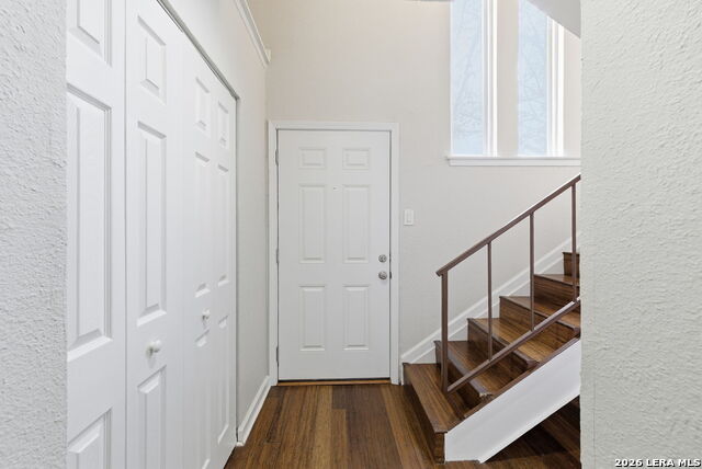 Image 6 of 38 For 100 Lorenz Rd  802