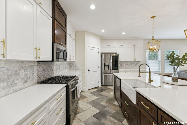 Image 20 of 50 For 303 Pendleton Ave