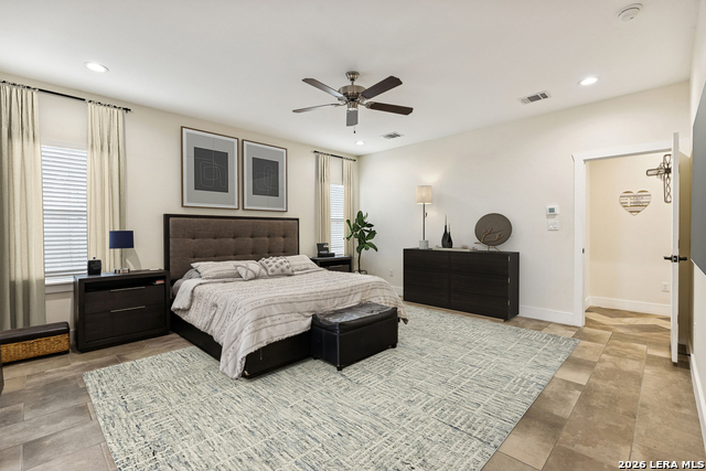 Image 29 of 50 For 303 Pendleton Ave