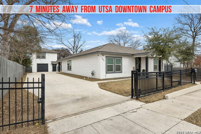 Image 3 of 50 For 303 Pendleton Ave