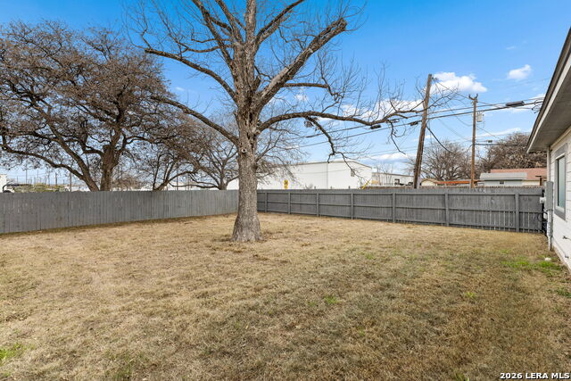 Image 46 of 50 For 303 Pendleton Ave