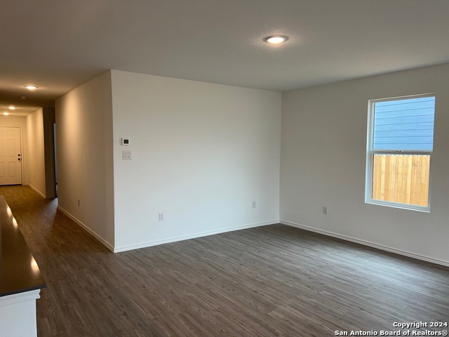 Image 12 of 15 For 31849 Bluewood Vista