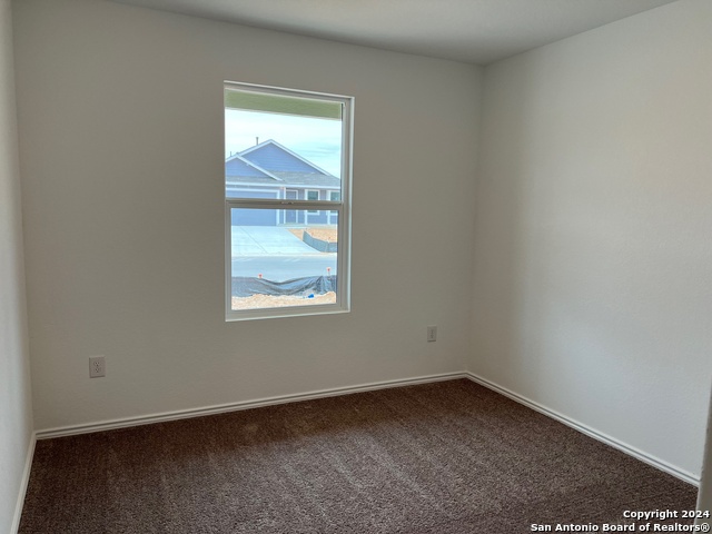 Image 5 of 15 For 31849 Bluewood Vista