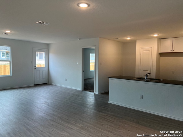 Image 9 of 15 For 31849 Bluewood Vista