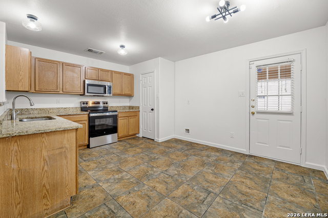 Image 12 of 26 For 12923 Camino Carlos