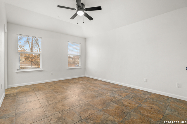 Image 19 of 26 For 12923 Camino Carlos