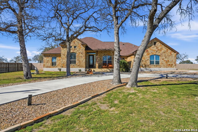 Details for 109 Bucks Ln, La Vernia, TX 78121