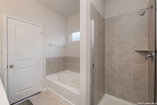 Image 17 of 43 For 6815 Whisper Grove