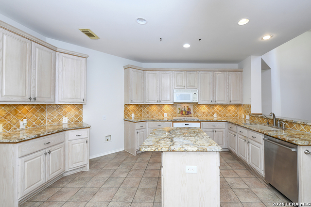 Image 14 of 46 For 1712 Oak Path