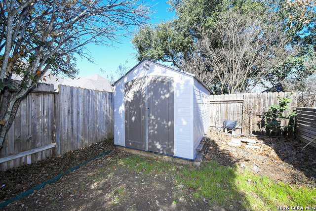 Image 43 of 46 For 1712 Oak Path