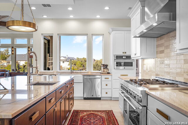 Listing photo id 21 for 368 Butternut