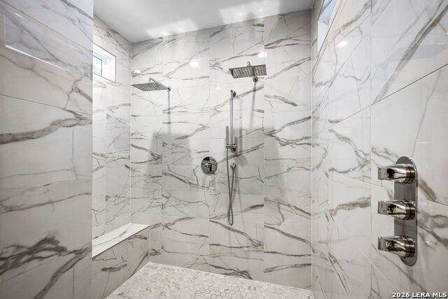 Listing photo id 29 for 368 Butternut