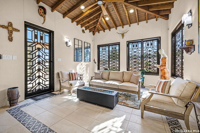 Listing photo id 30 for 368 Butternut